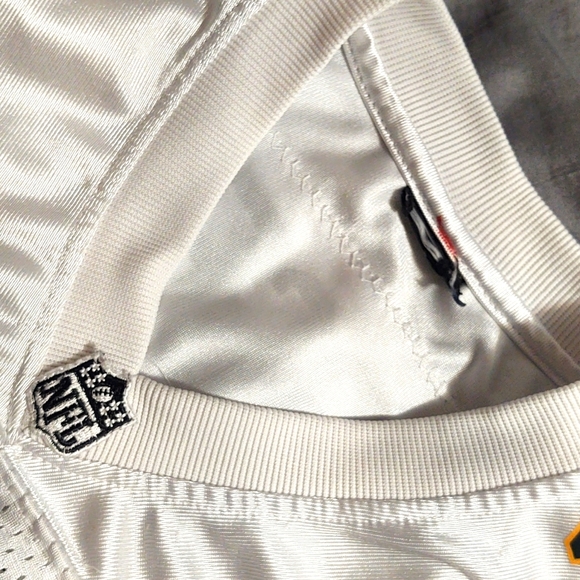 Aaron Rogers Green Bay Packers #12 NFL Jersey- White. - Picture 7 of 8